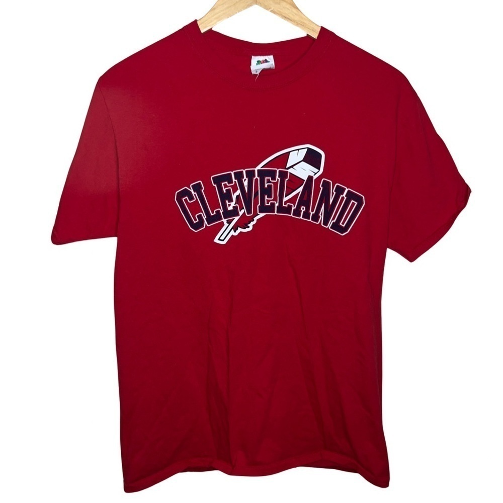 Cleveland Indians Fruit of the Loom Cotton T-shirt Size Medium